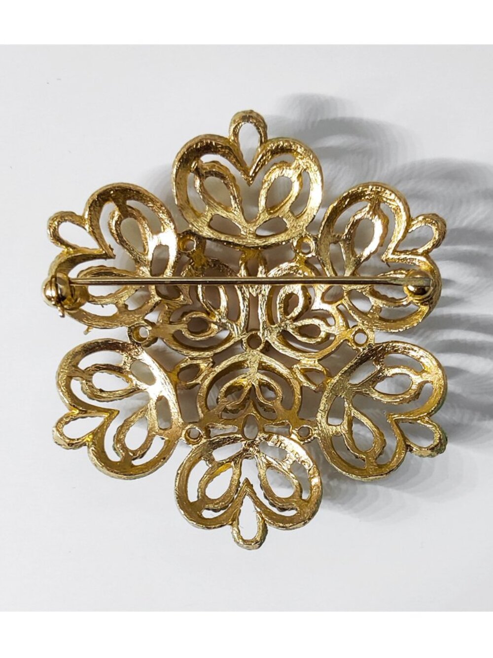 Vintage 1950-60s Crown Trifari Snowflake Filigree Openwork Gold Plated Brooch - Picture 2 of 3
